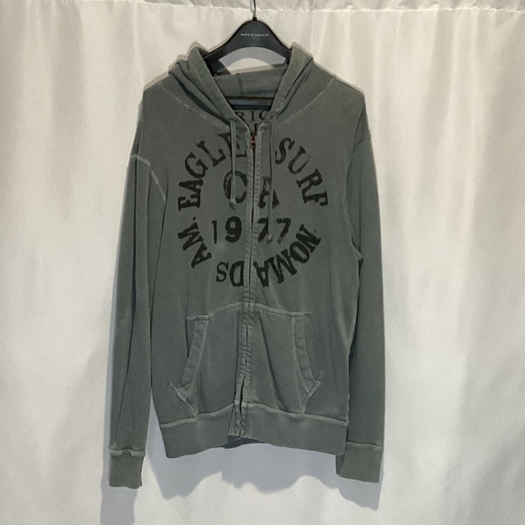 1660. Men’s American Eagle Green Distressed Zip-Up Hoodie Size Large EUC - Picture 1 of 3